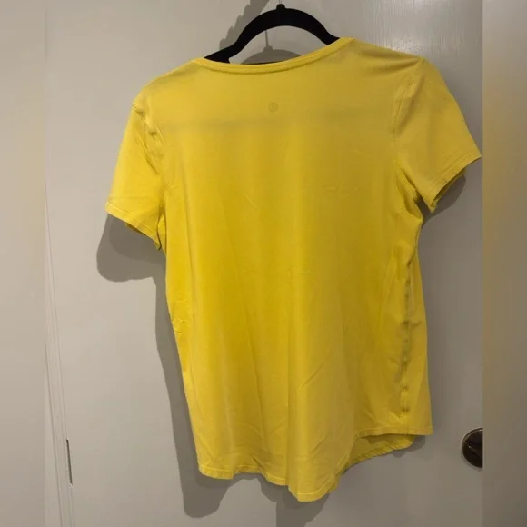 Lululemon Love T-shirt - Picture 2 of 2